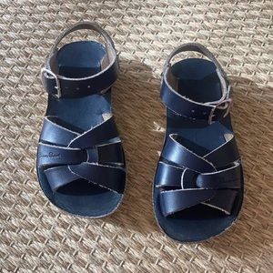 Navy leather sandals